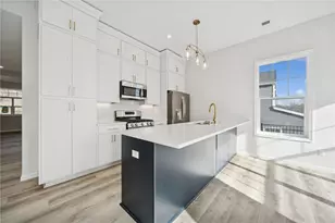 2217 Lebanon Dr, Elizabeth Twp/Boro, PA 15135 - Photo 9