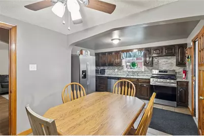 422 Mifflin St, West Mifflin, PA 15122 - Photo 13