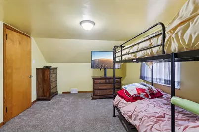 422 Mifflin St, West Mifflin, PA 15122 - Photo 27