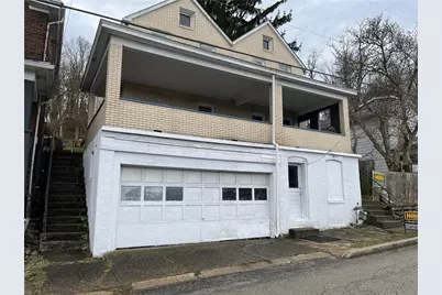 110 Chestnut St #C, Jeannette, PA 15644 - Photo 1