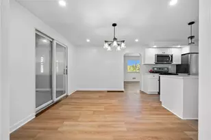 2905 Blackridge Ave, Pittsburgh, PA 15235 - Photo 11