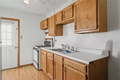 1807 McMinn Street, Aliquippa, PA 15001 - Photo 9