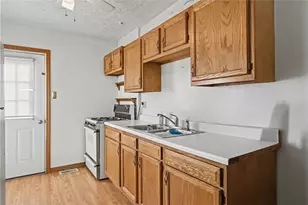 1807 McMinn St, Aliquippa, PA 15001 - Photo 9