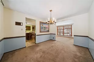 982 Braddock Rd, Pittsburgh, PA 15221 - Photo 7