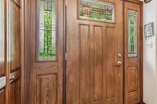 982 Braddock Rd, Pittsburgh, PA 15221 - Photo 3