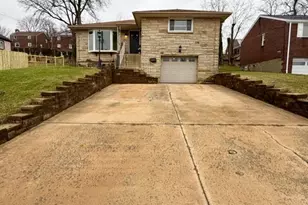 2201 Parklyn St, Pittsburgh, PA 15234 - Photo 1