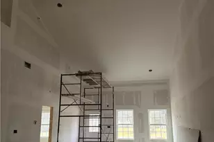 101 Blue Bird Ln, Buffalo Township, PA 16055 - Photo 3