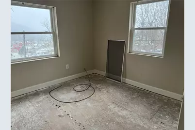 114 Duquesne, Trafford, PA 15085 - Photo 11