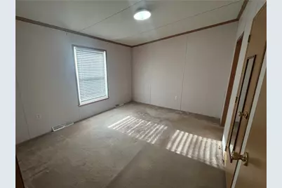 35 Emerald Dr, Pine Township, PA 16127 - Photo 11