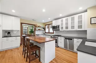 261 Parkway Dr, Pittsburgh, PA 15228 - Photo 15