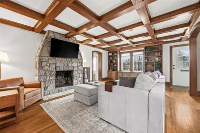 261 Parkway Drive, Pittsburgh, PA 15228 - Photo 5