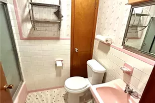 107 Rockwell Dr, Hempfield Township, PA 15644 - Photo 13