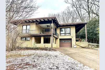 107 Rockwell Dr, Hempfield Township, PA 15644 - Photo 1