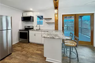 202 Nobles Ln, Pittsburgh, PA 15210 - Photo 9