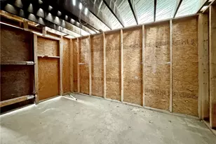 202 Nobles Ln, Pittsburgh, PA 15210 - Photo 29