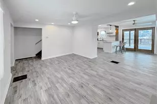 202 Nobles Ln, Pittsburgh, PA 15210 - Photo 5