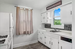 198 Penn Adamsburg Rd, Hempfield Township, PA 15644 - Photo 9