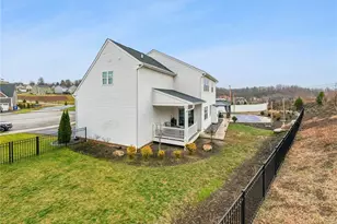 7106 Gio Dr, North Huntingdon, PA 15642 - Photo 27