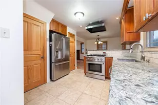 155 Delano Dr, Pittsburgh, PA 15236 - Photo 17