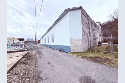 520 Horner Street, Allegheny Township, PA 15902 - Photo 9