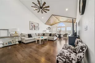 1222 Bellfield Ct, Salem Township, PA 15601 - Photo 9