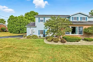 723 Rollinson Rd, Hermitage, PA 16148 - Photo 1