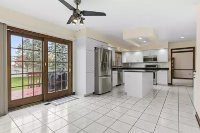 370 Cobblestone Cir, Robinson Twp, PA 15136 - Photo 15