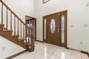 370 Cobblestone Cir, Robinson Twp, PA 15136 - Photo 5