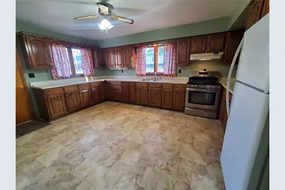 765 Fairview St, Manor Township, PA 16226 - Photo 5