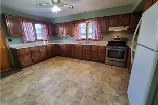 765 Fairview St, Manor Township, PA 16226 - Photo 5