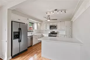 2200 William Penn Hwy, Pittsburgh, PA 15235 - Photo 11