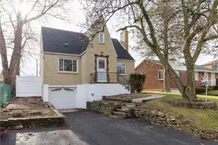 415 Charlotte Dr, Pittsburgh, PA 15236 - Photo 1