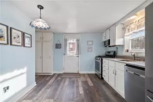 2625 Oakhill Dr, South Park, PA 15129 - Photo 13