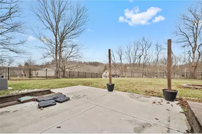 2625 Oakhill Dr, South Park, PA 15129 - Photo 25