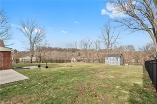 2625 Oakhill Dr, South Park, PA 15129 - Photo 25