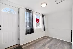 2625 Oakhill Dr, South Park, PA 15129 - Photo 3