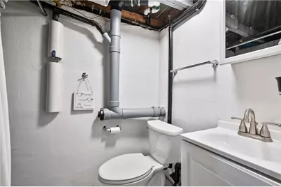 2625 Oakhill Dr, South Park, PA 15129 - Photo 23