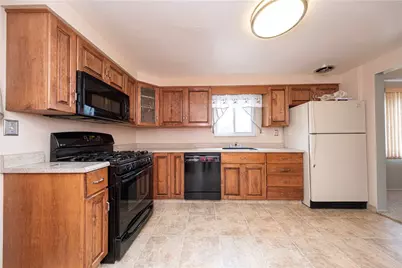 209 Video Dr, Munhall, PA 15120 - Photo 17