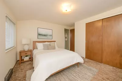 209 Video Dr, Munhall, PA 15120 - Photo 7