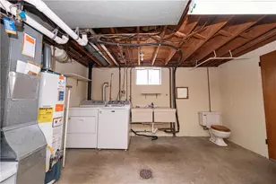 209 Video Dr, Munhall, PA 15120 - Photo 25