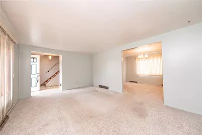 209 Video Dr, Munhall, PA 15120 - Photo 11