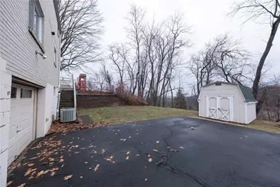 209 Video Dr, Munhall, PA 15120 - Photo 25