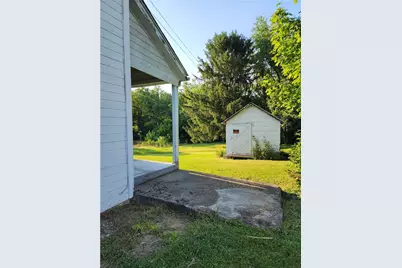 917 Mapletown Road, Mapletown, PA 15338 - Photo 17