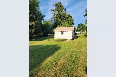 917 Mapletown Road, Mapletown, PA 15338 - Photo 23