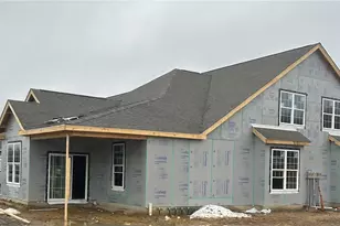 109 Independence Dr, Jefferson Township, PA 16023 - Photo 1