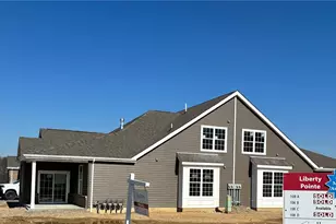 109 Independence Dr, Jefferson Township, PA 16023 - Photo 3