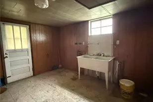 359 Dixon Blvd, South Union Township, PA 15401 - Photo 15