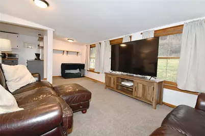 2131 Swallow Hill Rd, Scott Township, PA 15220 - Photo 9