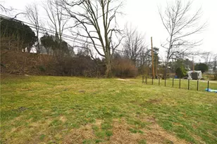 2131 Swallow Hill Rd, Scott Township, PA 15220 - Photo 29