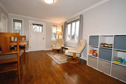 2131 Swallow Hill Rd, Scott Township, PA 15220 - Photo 3